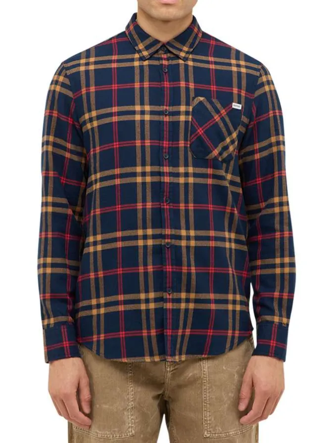 Chemise en coton marine camel et rouge à carreaux avec une coupe regular fit