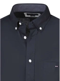Chemise en coton marine uni avec une coupe droite et un col américain