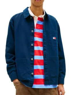 Chemise en coton marine uni avec une coupe droite et un col à revers