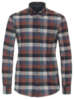 Chemise en coton marron à carreaux avec une coupe casual fit et un col américain