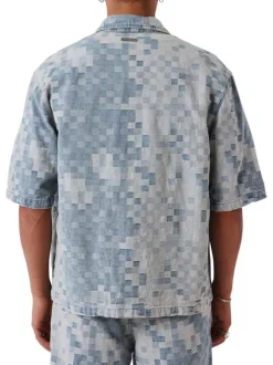 Chemise en coton mélangé bleue à carreaux avec une coupe droite