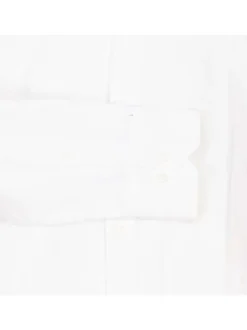 Chemise en lin et coton blanche unie avec une coupe ajustée et un col français