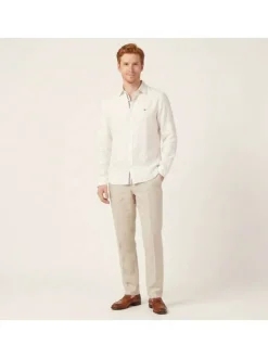 Chemise en lin et coton écrue unie pourvue du logo brodé sur la poitrine