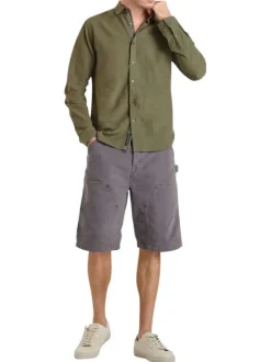 Chemise en lin et coton kaki unie avec une coupe regular fit