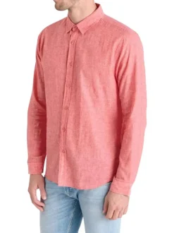 Chemise en lin et coton rouge unie avec une coupe regular fit