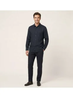 Chemise en lin marine à coupe droite pourvue d'un col à revers
