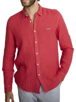 Chemise en lin rouge à coupe droite pourvue d'un col à revers