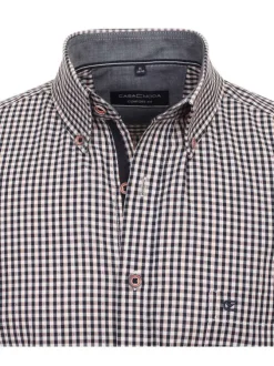 Chemise grande taille en coton marine avec des carreaux et une poche à l'avant