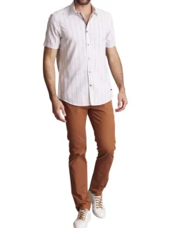 Chemise à manches courtes en coton blanche à rayures avec une coupe regular fit