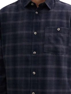 Chemise marine à carreaux droite à col français et à manches longues