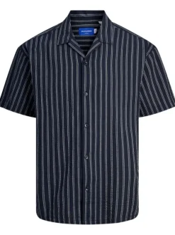 Chemise marine unie coupe regular fit col cubain et à manches courtes