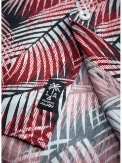 Chemise rouge en coton imprimée de palme, coupe ajustée col américain et à manches courtes