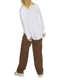 Chemisier blanc uni col italien coupe droite et poche poitrine