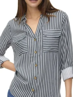 Chemisier bleu rayé avec un col chemise et à manches longues