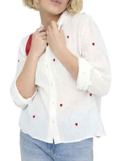 Chemisier en coton blanc à motifs coeurs avec une coupe droite et col à revers