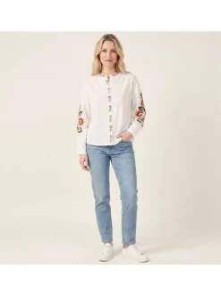 Chemisier en coton blanc uni avec une coupe droite et un col rond