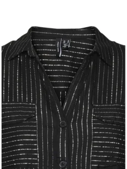 Chemisier noir rayé à coupe droite, col français et à manches longues en lurex