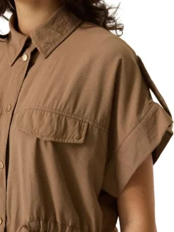 Chemisier taupe uni pourvu d'un col chemise et de manches courtes