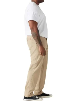 Chino en coton beige uni avec une coupe regular fit et des passants