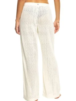 Chino en coton blanc en maille ajourée avec une coupe droite