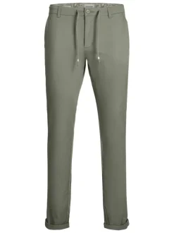 Chino en coton kaki uni avec une coupe droite et des passants pour ceinture