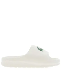 Claquettes blanc cassé avec logo de la marque floqué sur la bride