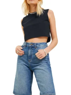 Débardeur en coton biologique noir avec une coupe cropped et col rond