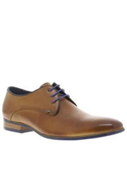 Derbies en cuir camel avec un talon décroché bas et des lacets ronds bleus