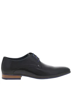Derbies en cuir noires avec un talon décroché bas et des lacets ronds bleus
