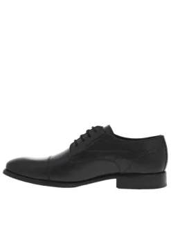 Derbies en cuir noir à talon décroché bas et à lacets ronds enduis