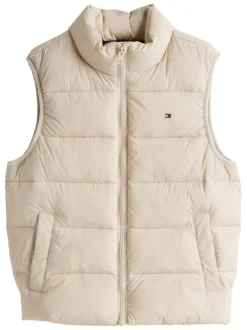 Doudoune beige unie coupe avec une coupe droite et un col montant