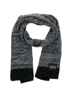 Echarpe grise en maille moulinée avec patch de la marque cousu