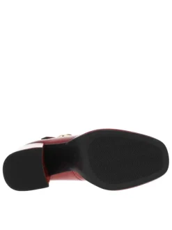 Escarpins rouges vernis avec semelle à talon décroché haut et épais