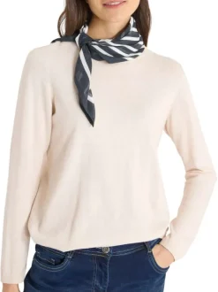 Foulard bleu de forme carré avec des rayures graphiques blanches
