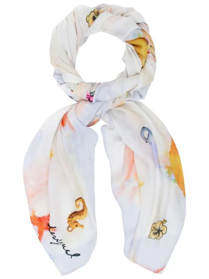 Foulard écru avec différents motifs multicolores et marque cousue