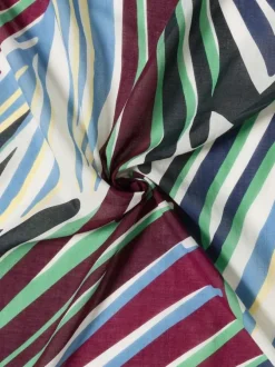 Foulard en coton multicolore à motifs pourvu d'une forme triangulaire