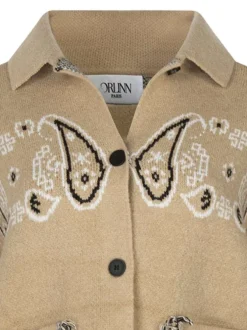 Gilet beige motifs cachemire avec une coupe droite et un col à rabats