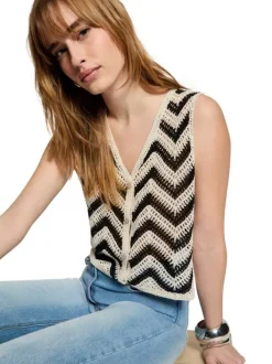 Gilet black à rayures pourvu d'une coupe droite et d'un col en V