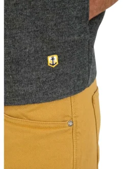 Gilet en laine gris uni coupe droite avec un col montant zippé