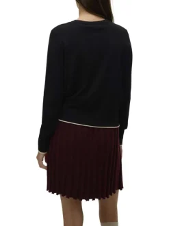 Gilet noir uni avec une coupe droite à col rond et des manches longues