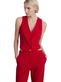 Gilet rouge uni avec une coupe droite à col v et sans manches