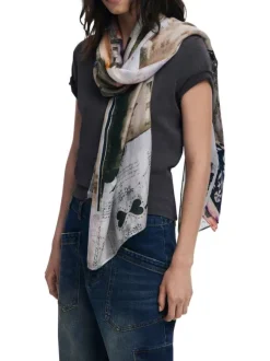 Grand foulard écru avec des imprimés photographiques