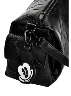 Grand sac porté épaule noir à motifs Mickey embossés et avec un porte-clés