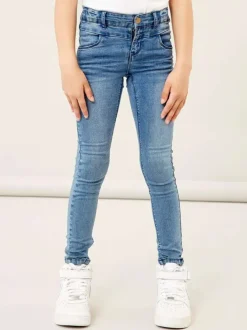 Jean bleu effet délavé à 4 poches coupe slim
