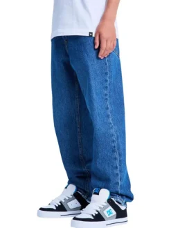 Jean en coton indigo uni avec une coupe droite et de multiples poches