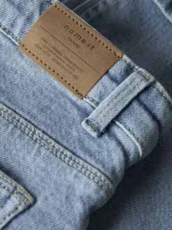 Jean en coton stone pourvu de multiples poches et d'une coupe droite