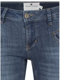 Jean Alexa Cropped en coton mélangé bleu effet délavé avec une coupe slim