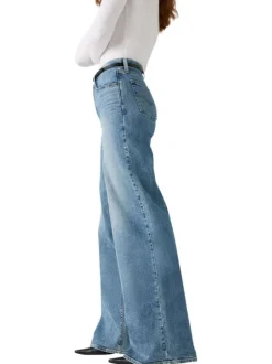 Jean 728 coupe wide leg en coton bleu pourvu de coutures contrastées