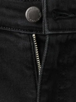 Jean en anthracite légèrement délavé avec une coupe slim et 5 poches