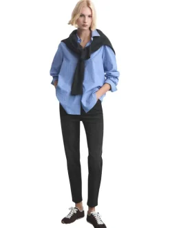 Jean 7/8 en coton anthracite uni avec une coupe mom et une taille haute